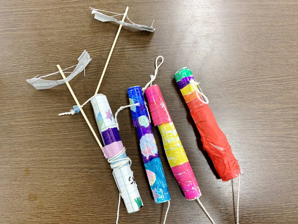 みんなで作った紙トンボ！